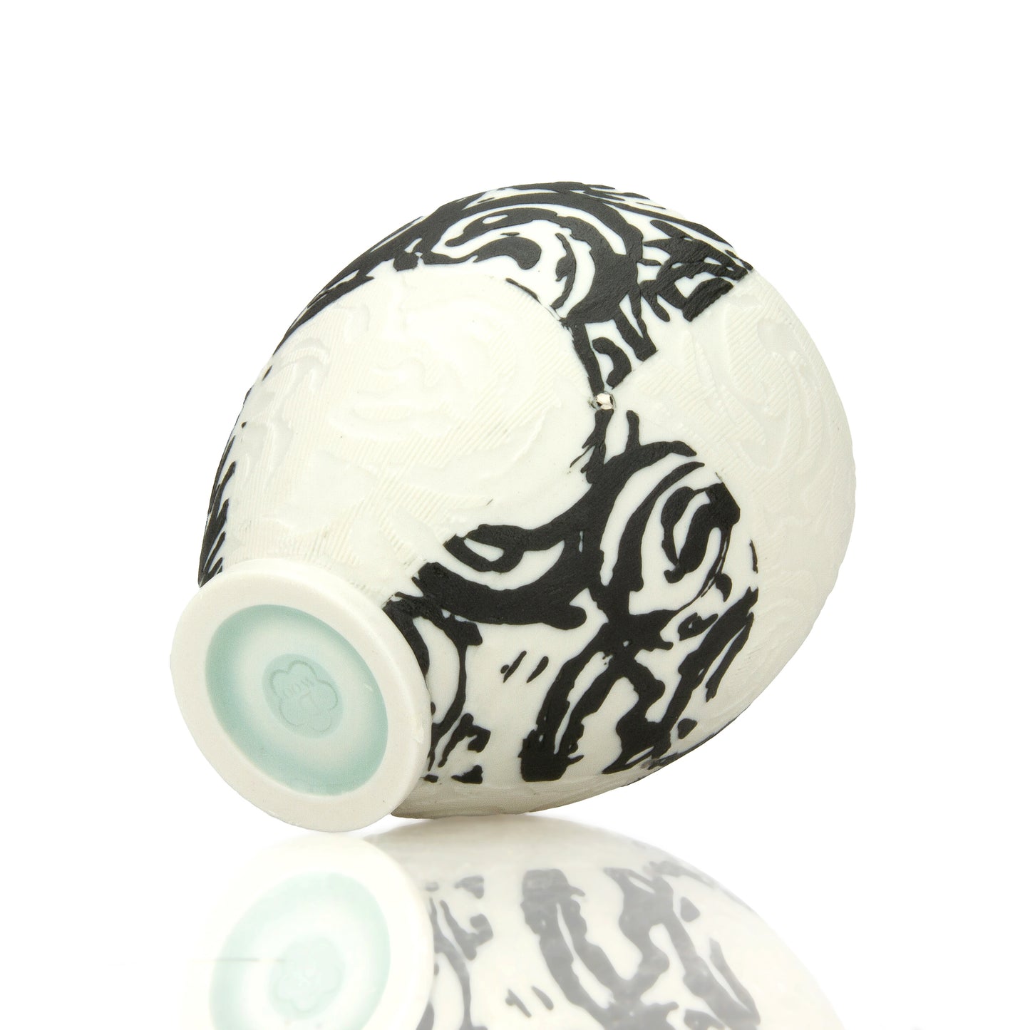 Dallas Wooten 04 - Checkered Black/White Etched Yunomi